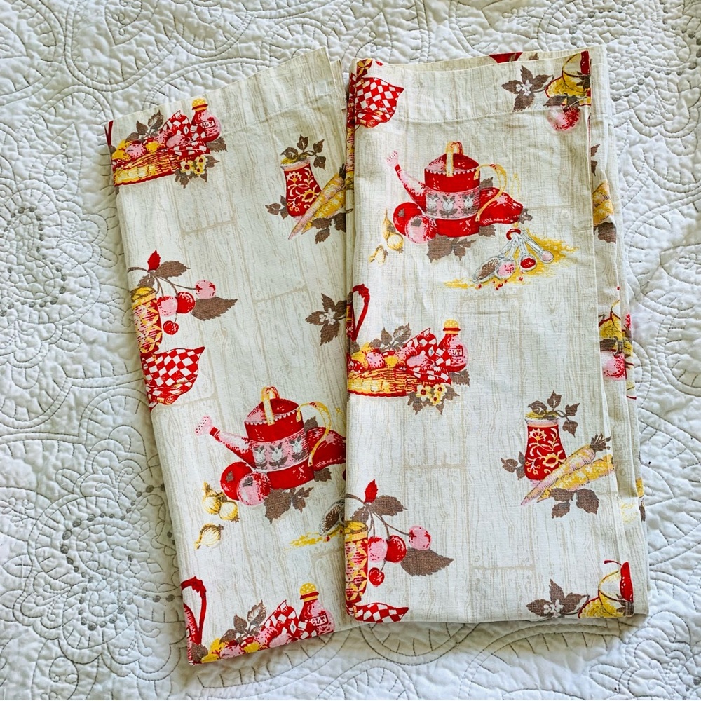 Vintage Curtains 🍋🍒🍓